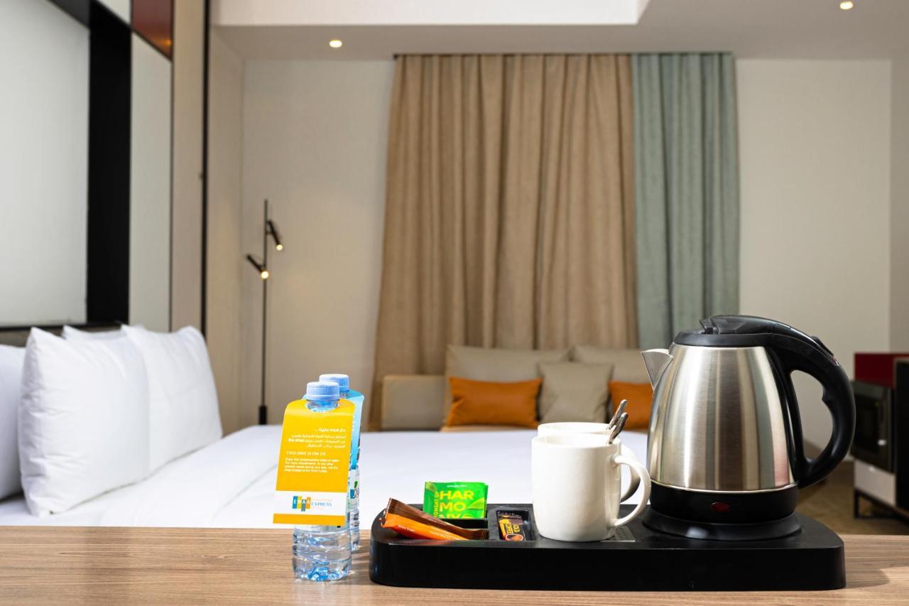 Ewaa Express Hotel - Al Jouf ซาคาคาห์ ภายนอก รูปภาพ